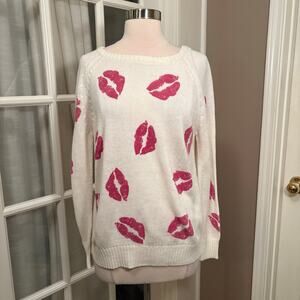 Rhapsody Women’s Small White Sweater Pink Lip Print‎ Long Sleeve Pullover